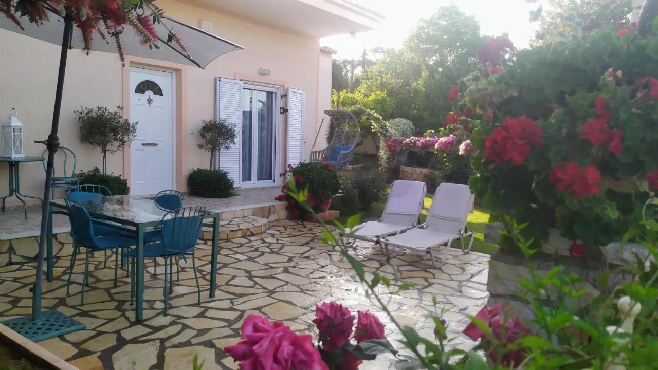 Summer Village House Popi Kanakades Exterior photo